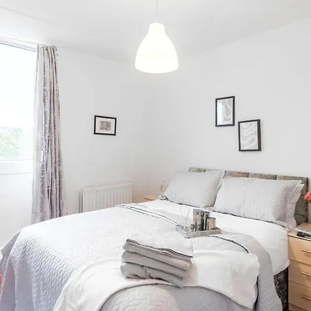 Stylish 3-Bedroom Apartment London Exterior photo