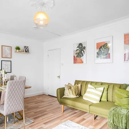 Stylish 3-Bedroom Apartment London Exterior photo